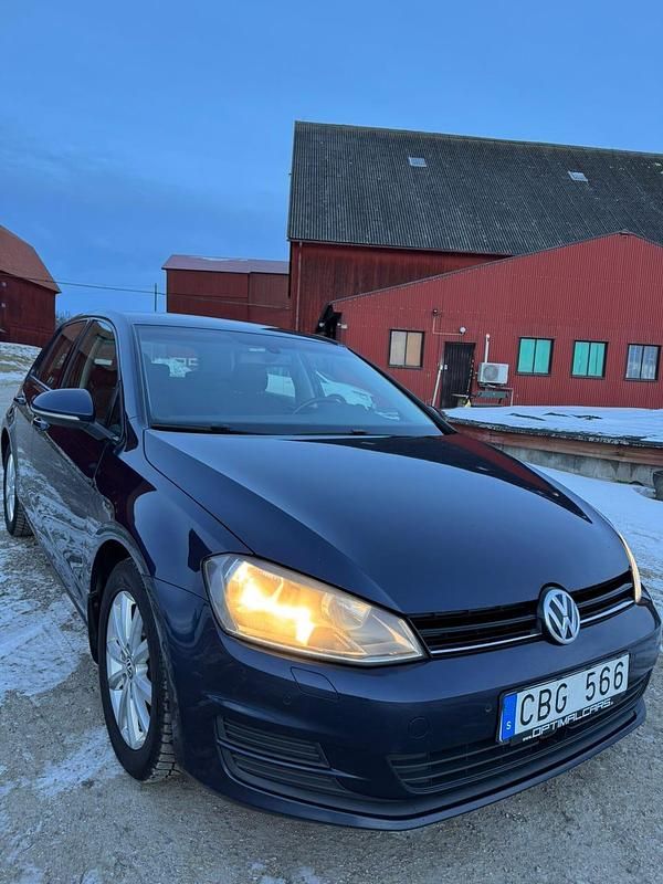 Begagnad VW Golf VII 105 HK (77 kW) 2013