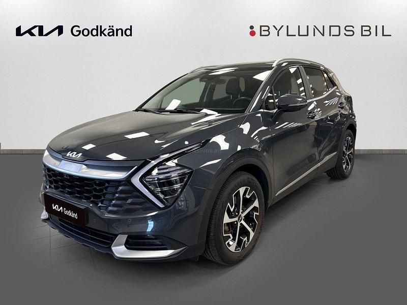 Grå Begagnad 2022 Kia Sportage Advance SUV | 359 000 kr (Marknadspris) - Bild 1/4