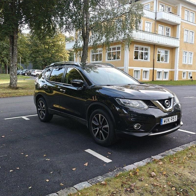 Svart Begagnad 2017 Nissan X-Trail SUV | 190 000 kr - Bild 1/4