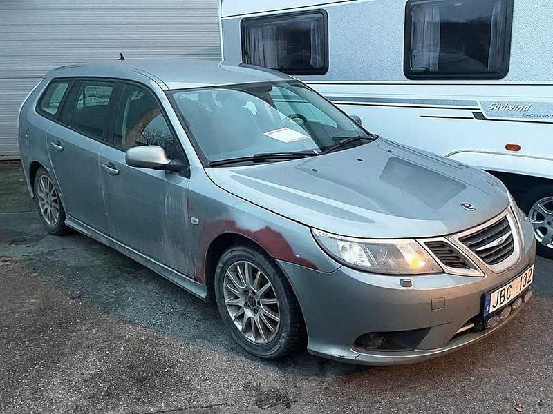 Grå Begagnad 2008 Saab 9-3 Kombi | 12 900 kr (Marknadspris) - Bild 1/1