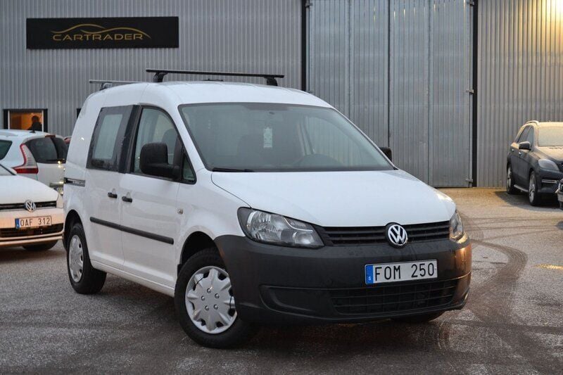 Vit Begagnad 2011 VW Caddy Minibuss | 69 900 kr (Marknadspris) - Bild 1/4