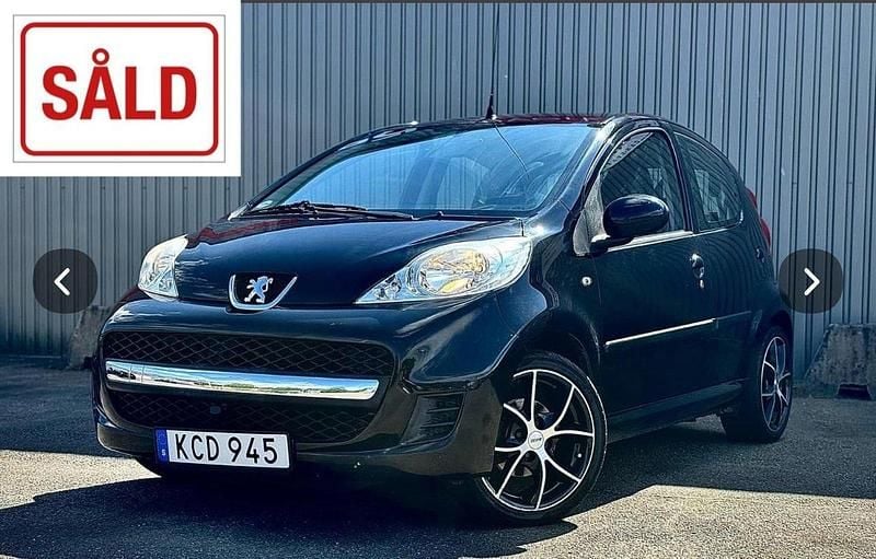 Svart Begagnad 2009 Peugeot 107 Halvkombi | 44 900 kr (Marknadspris) - Bild 1/4