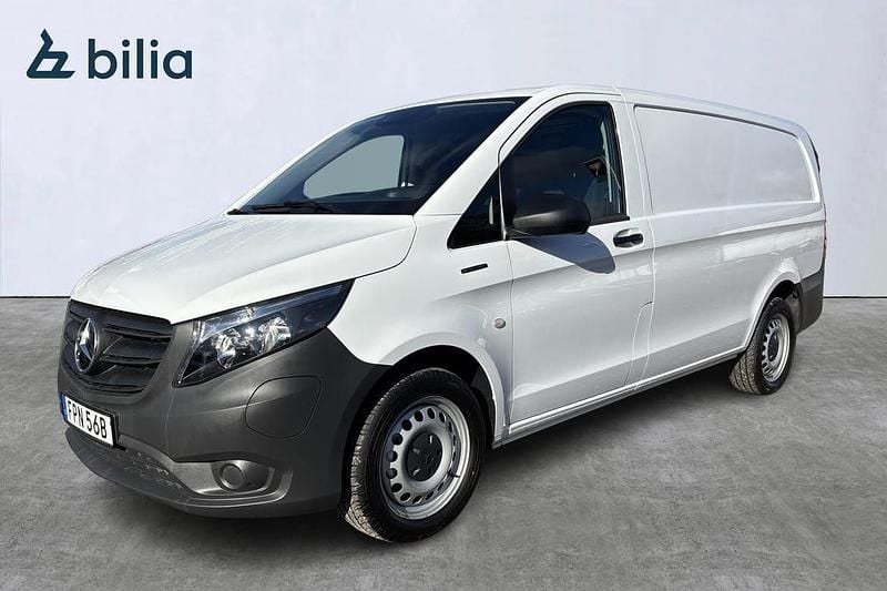 Vit Begagnad 2024 Mercedes e-Vito Minibuss | 429 000 kr (Superpris) - Bild 1/4