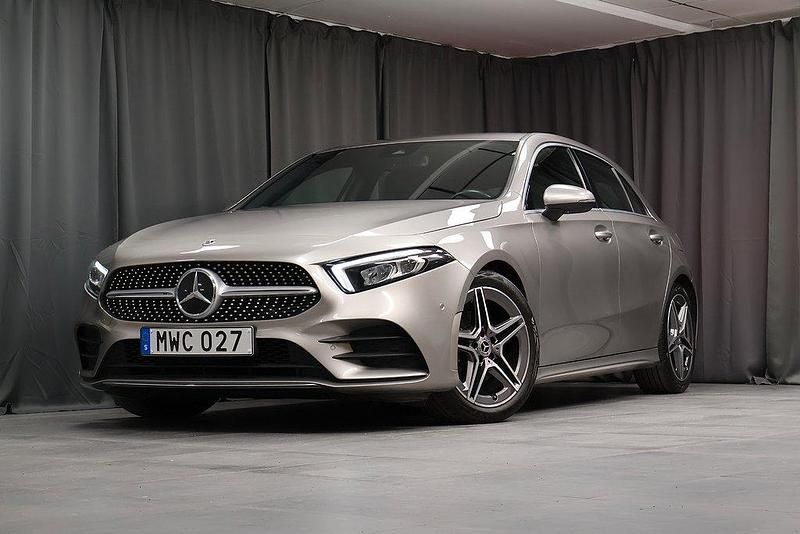 Silver Begagnad 2020 Mercedes A200 Advanced Plus Halvkombi | 269 000 kr (Marknadspris) - Bild 1/4