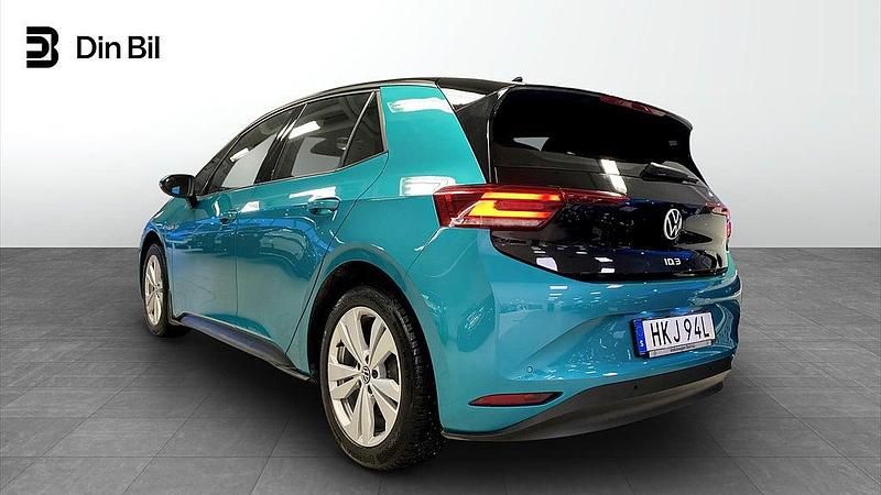 Begagnad VW ID.3 Pro Performance 150 kW (204 HK) 2022 Grön Halvkombi