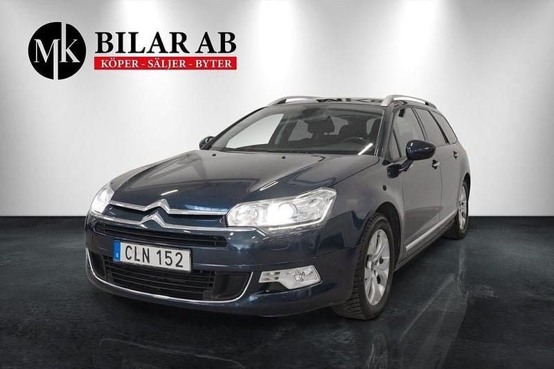 Mörkblå (blå) Begagnad 2016 Citroën C5 Kombi | 119 900 kr (Lite dyr) - Bild 1/4