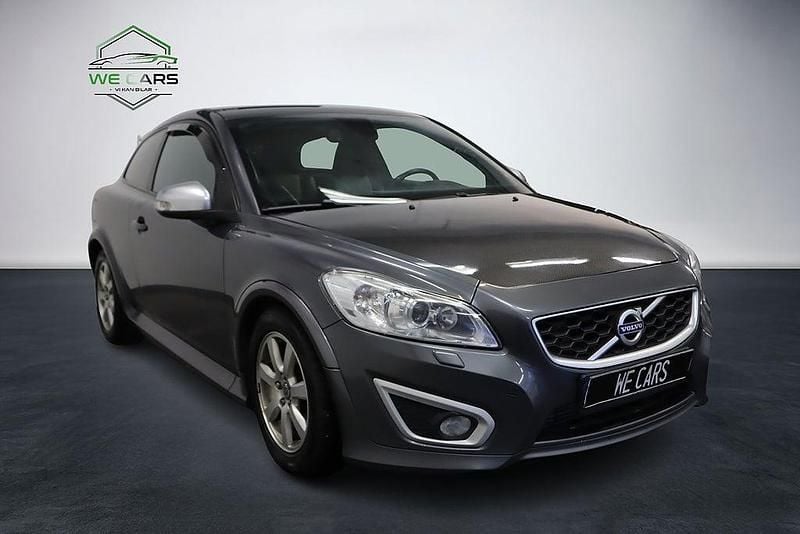 Begagnad Volvo C30 R-Design Momentum 150 HK (110 kW) 2012 Grå Halvkombi