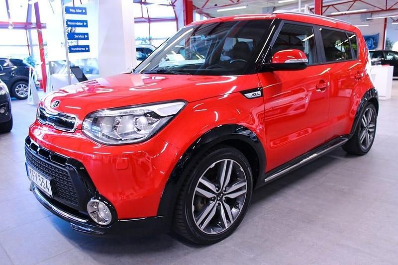 Röd Begagnad 2016 Kia Soul SUV | 139 000 kr (Lite dyr) - Bild 1/4