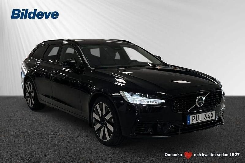 Svart Begagnad 2025 Volvo V90 Plus Kombi | 459 900 kr - Bild 1/4