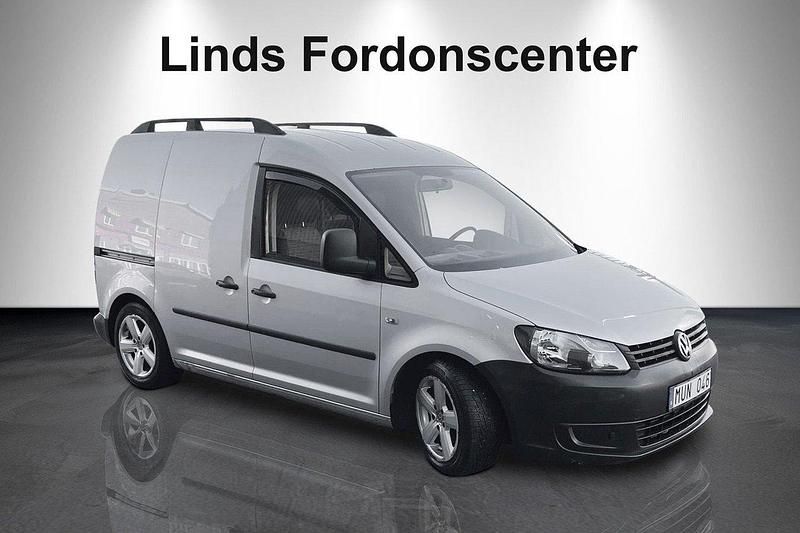 Begagnad VW Caddy 75 HK (55 kW) 2013 Silver Minibuss