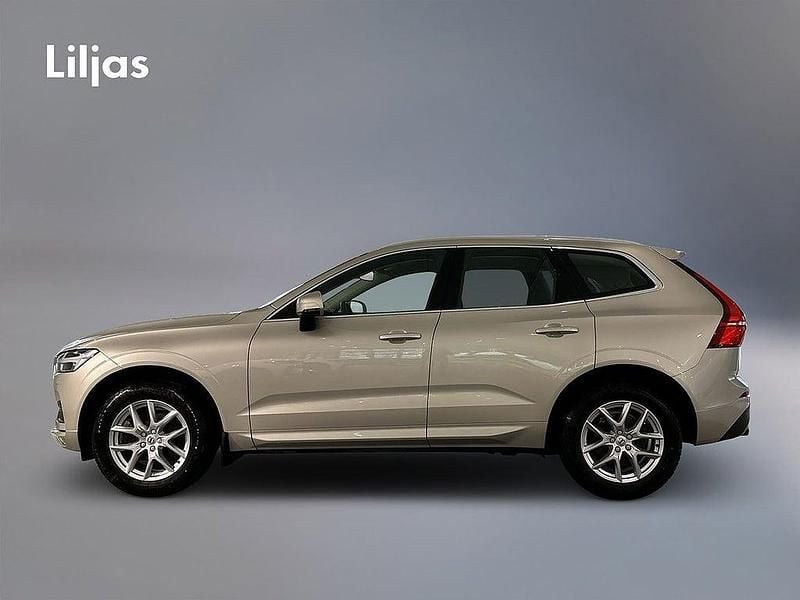 Begagnad Volvo XC60 Momentum 200 HK (147 kW) 2020 Brun SUV