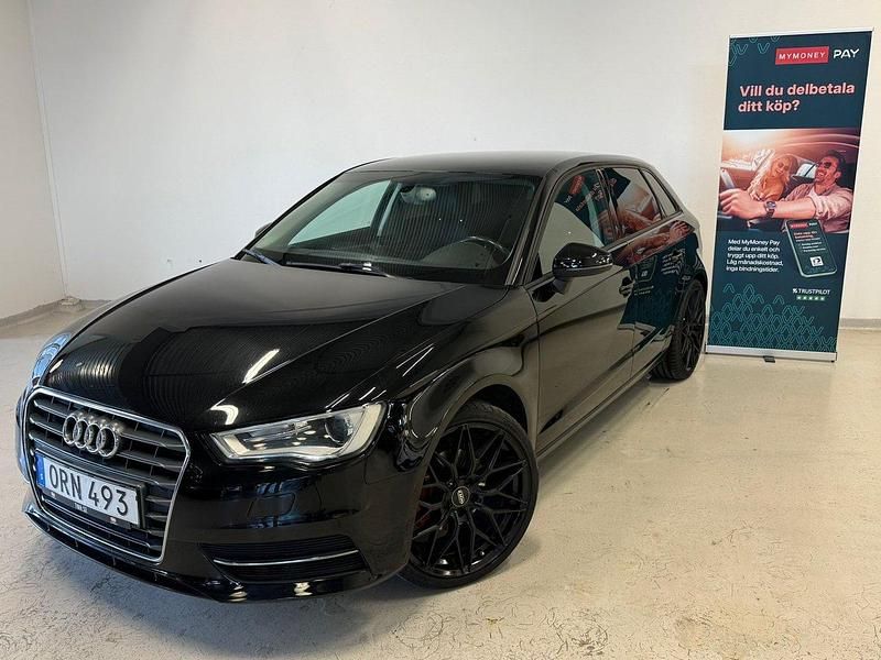 Svart Begagnad 2013 Audi A3 Sportback Attraction Halvkombi | 92 400 kr (Dyr) - Bild 1/3
