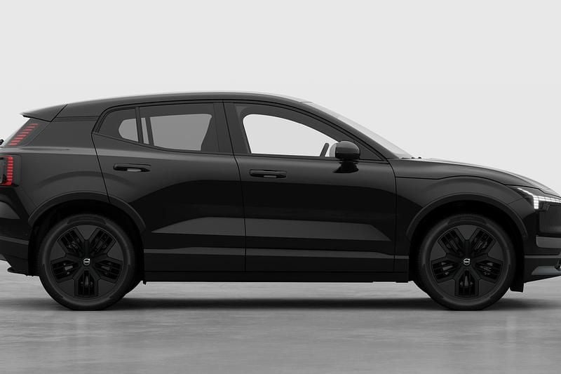 Ny Volvo EX30 CC Performance 314 kW (428 HK) 2025 Svart SUV