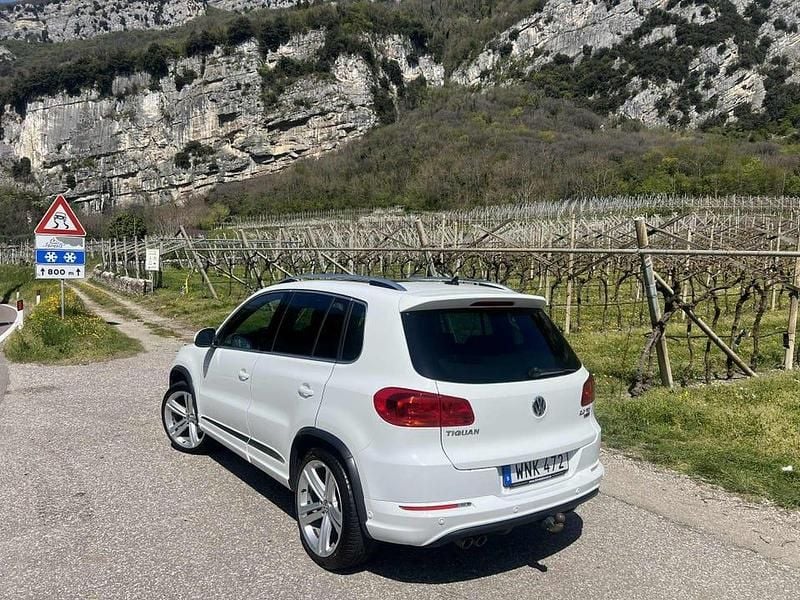 Begagnad 2016 VW Tiguan SUV | 144 000 kr (Marknadspris) - Bild 1/4