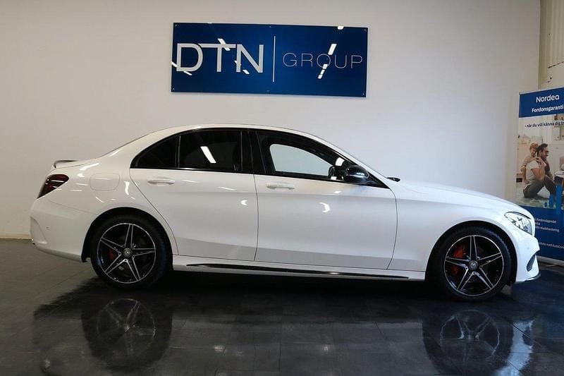 Begagnad 2017 Mercedes C200 AMG line Sedan | 209 000 kr (Marknadspris) - Bild 1/4
