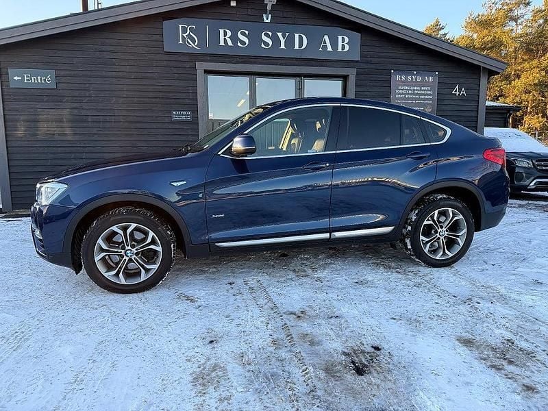 Mörkblå Begagnad 2015 BMW X4 xLine SUV | 189 000 kr (Bra pris) - Bild 1/4