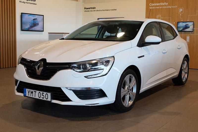 Vit Begagnad 2017 Renault Mégane IV Halvkombi | 109 800 kr (Marknadspris) - Bild 1/3