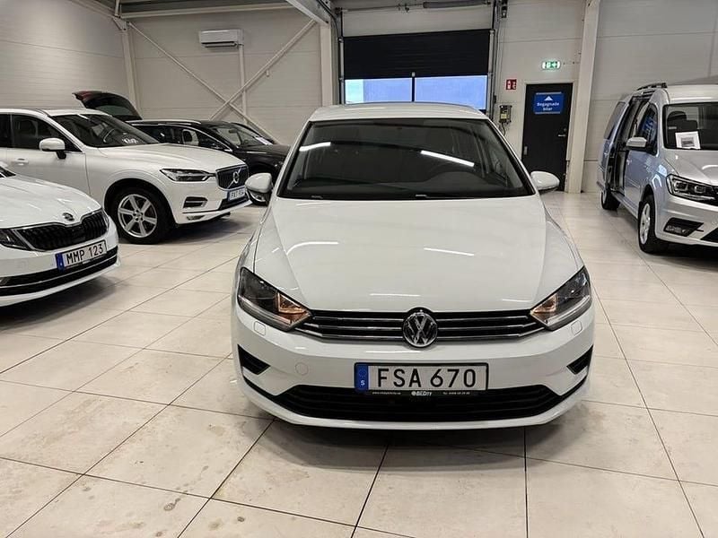 Begagnad VW Golf VII 112 HK (82 kW) 2016 Vit Halvkombi