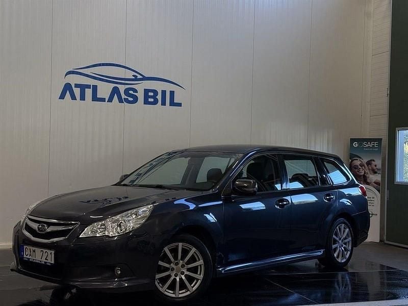 Mörkgrå Begagnad 2009 Subaru Legacy Kombi | 49 900 kr (Marknadspris) - Bild 1/4