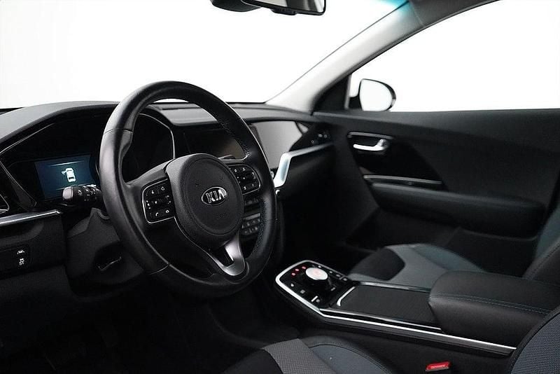 Begagnad Kia e-Niro Advance 150 kW (204 HK) 2021 Vit SUV