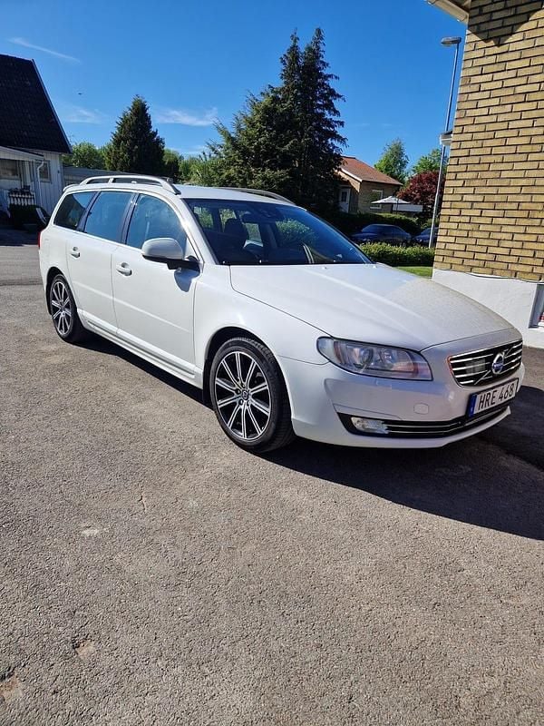 Begagnad 2015 Volvo V70 Kombi | 90 000 kr (Superpris) - Bild 1/3