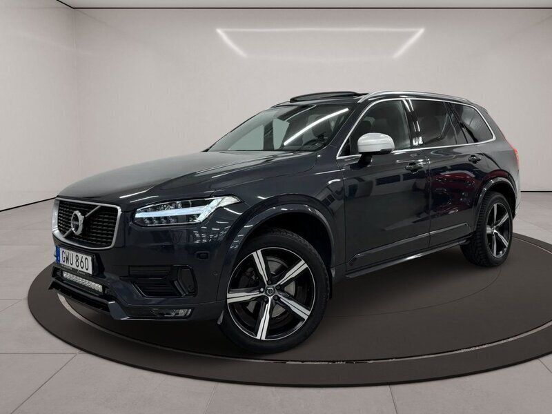 Grå Begagnad 2016 Volvo XC90 R-Design SUV | 388 500 kr (Dyr) - Bild 1/3