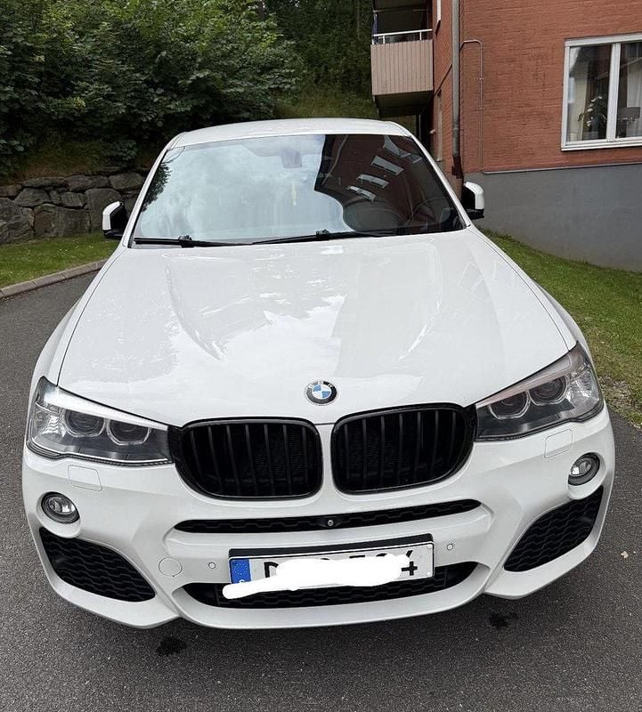 Vit Begagnad 2015 BMW X4 M Sport SUV | 212 000 kr (Bra pris) - Bild 1/4