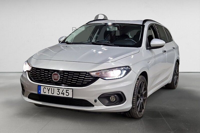 Grå Begagnad 2017 Fiat Tipo Lounge Kombi | 109 900 kr (Bra pris) - Bild 1/3