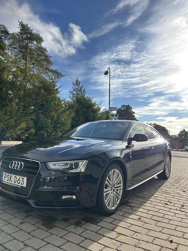 Svart Begagnad 2014 Audi A5 Sportback Proline Halvkombi | 169 000 kr (Marknadspris) - Bild 1/4