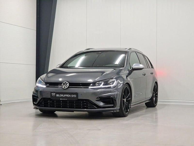 Begagnad VW Golf VII R 301 HK (221 kW) 2019 Mörkgrå Kombi