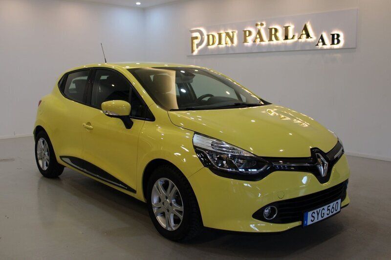 Gul Begagnad 2015 Renault Clio IV Halvkombi | 69 900 kr (Marknadspris) - Bild 1/4