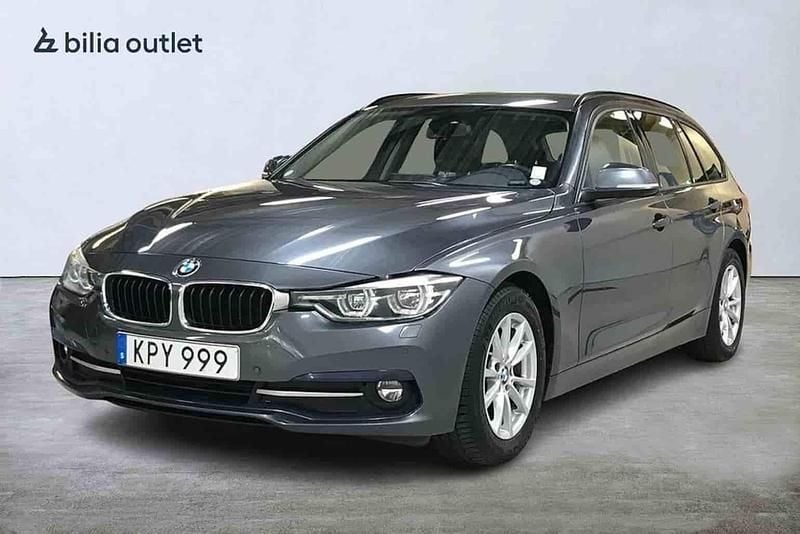 Grå Begagnad 2019 BMW 320 Efficient Dynamics Kombi | 229 900 kr (Superpris) - Bild 1/1