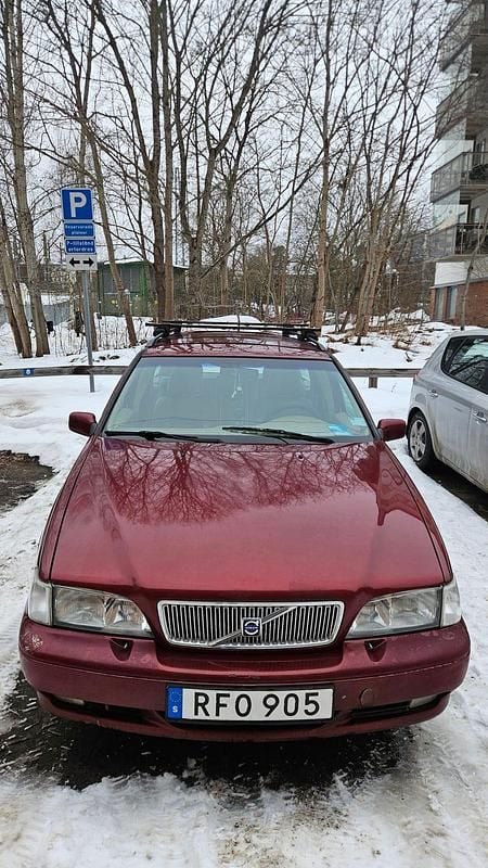 Begagnad Volvo V70 140 HK (102 kW) 2000 Kombi