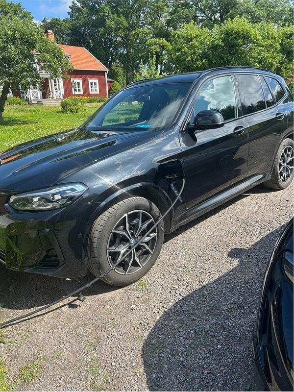 Svart Begagnad 2022 BMW X3 M Sport SUV | 400 000 kr (Superpris) - Bild 1/4