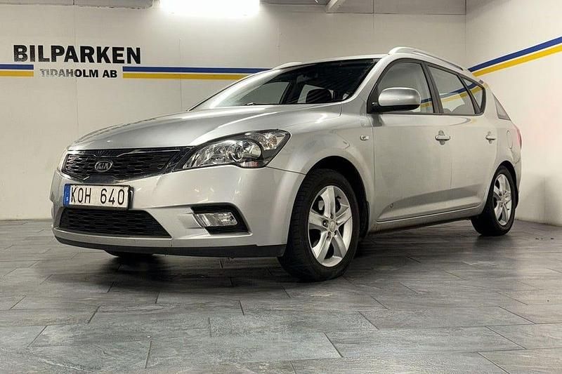 Silver Begagnad 2009 Kia Ceed Sportswagon Kombi | 49 900 kr (Marknadspris) - Bild 1/4