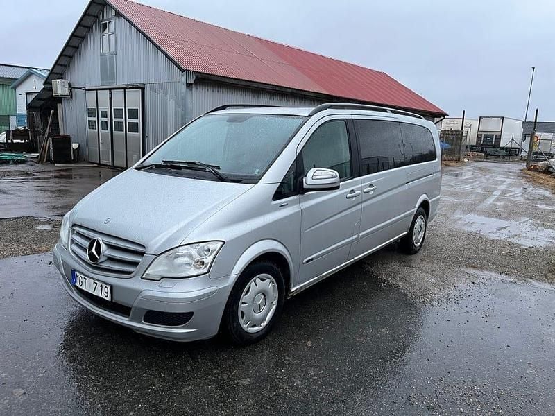 Begagnad Mercedes Viano 163 HK (119 kW) 2012 Minibuss