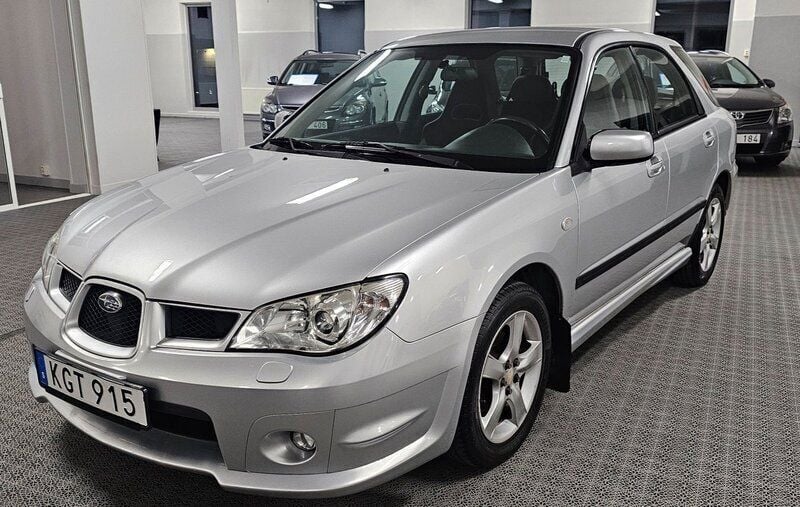 Silver Begagnad 2007 Subaru Impreza Kombi | 74 900 kr - Bild 1/4