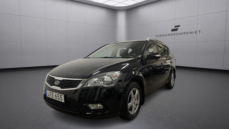 Svart Begagnad 2010 Kia Ceed Sportswagon EX Kombi | 99 900 kr (Marknadspris) - Bild 1/4
