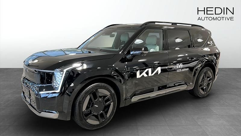 Svart Begagnad 2025 Kia EV9 SUV | 779 900 kr (Marknadspris) - Bild 1/4