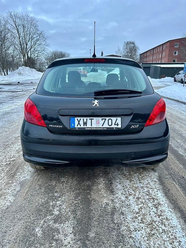 Begagnad Peugeot 207 88 HK (64 kW) 2006