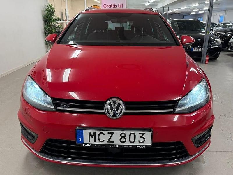 Begagnad VW Golf VII GT 150 HK (110 kW) 2016 Röd Kombi