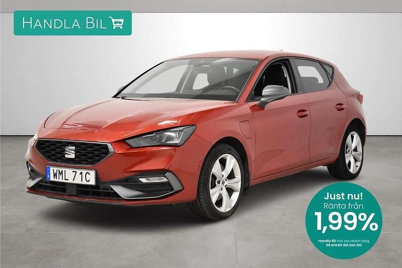Röd Begagnad 2021 Seat Leon FR Halvkombi | 219 900 kr (Superpris) - Bild 1/3