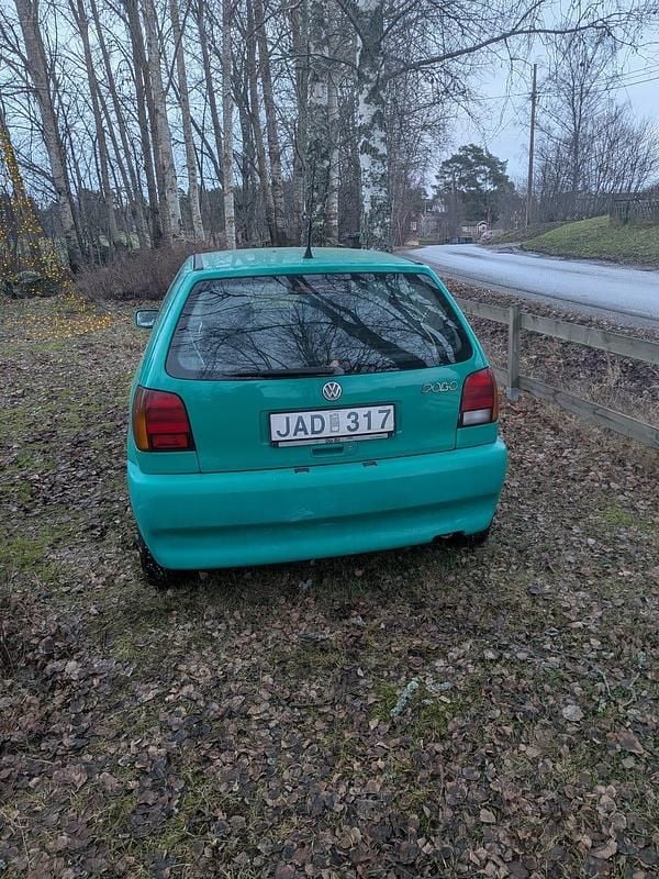 Begagnad VW Polo 75 HK (55 kW) 1998 Halvkombi