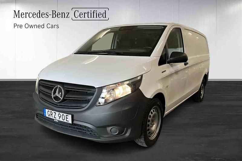 Vit Begagnad 2022 Mercedes e-Vito Minibuss | 279 900 kr (Bra pris) - Bild 1/1