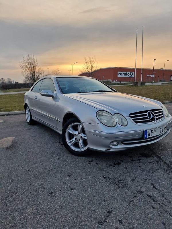 Begagnad Mercedes CLK200 163 HK (119 kW) 2005 Sportkupé