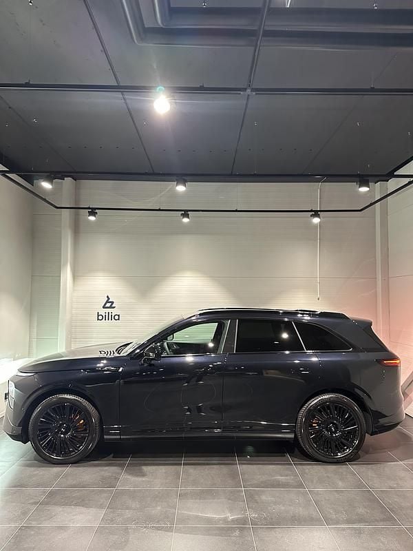 Begagnad XPENG G9 405 kW (551 HK) 2025 Svart SUV