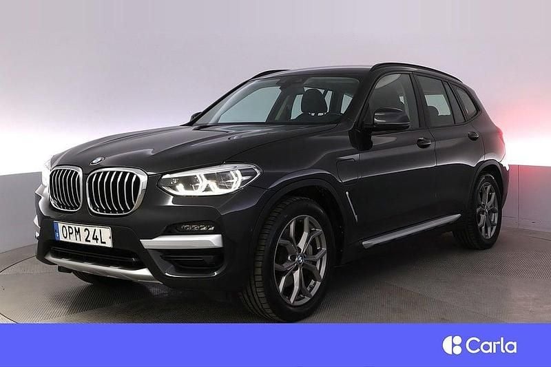 Grå Begagnad 2019 BMW X3 xLine SUV | 318 900 kr (Bra pris) - Bild 1/4