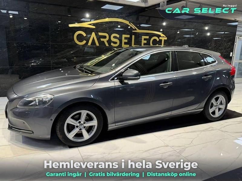 Begagnad Volvo V40 117 HK (86 kW) 2013 Grå Halvkombi