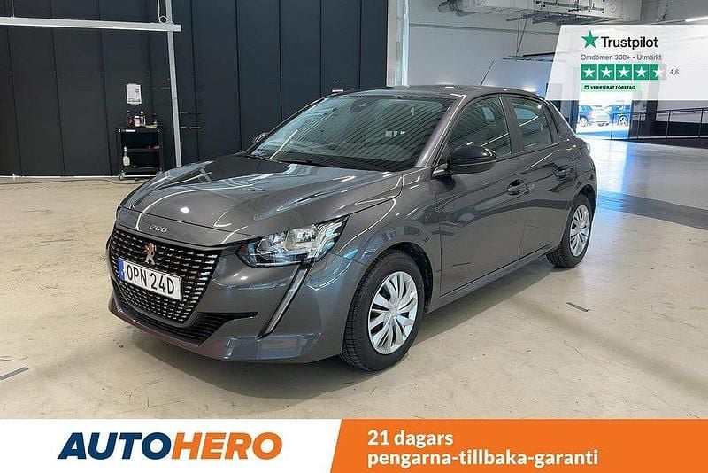 Grå Begagnad 2022 Peugeot 208 Halvkombi | 132 000 kr (Marknadspris) - Bild 1/4