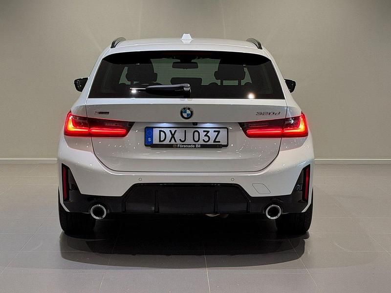 Begagnad BMW 320 M Sport 190 HK (139 kW) 2024 Vit Kombi